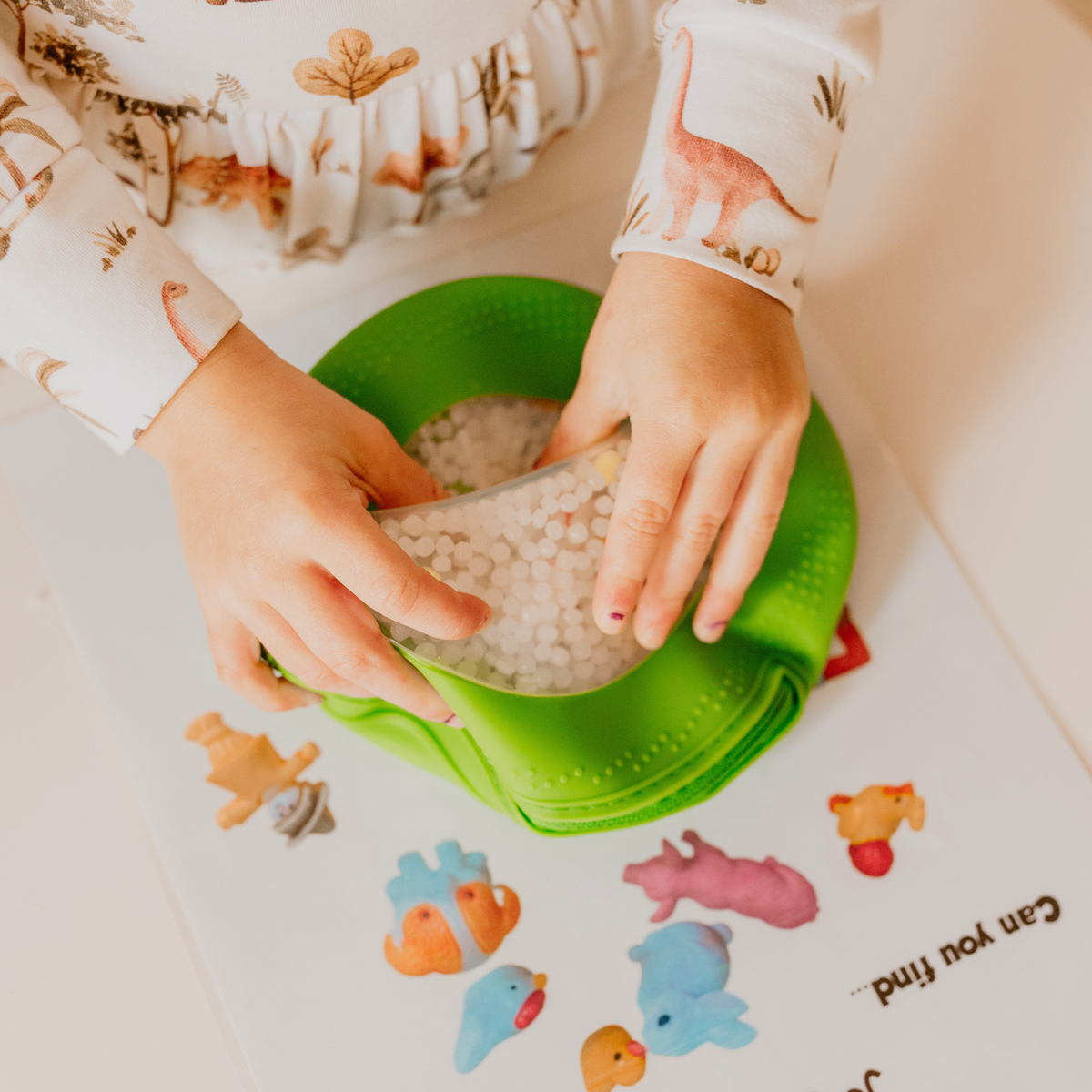 Peekaboo Sensory Bag - Farm