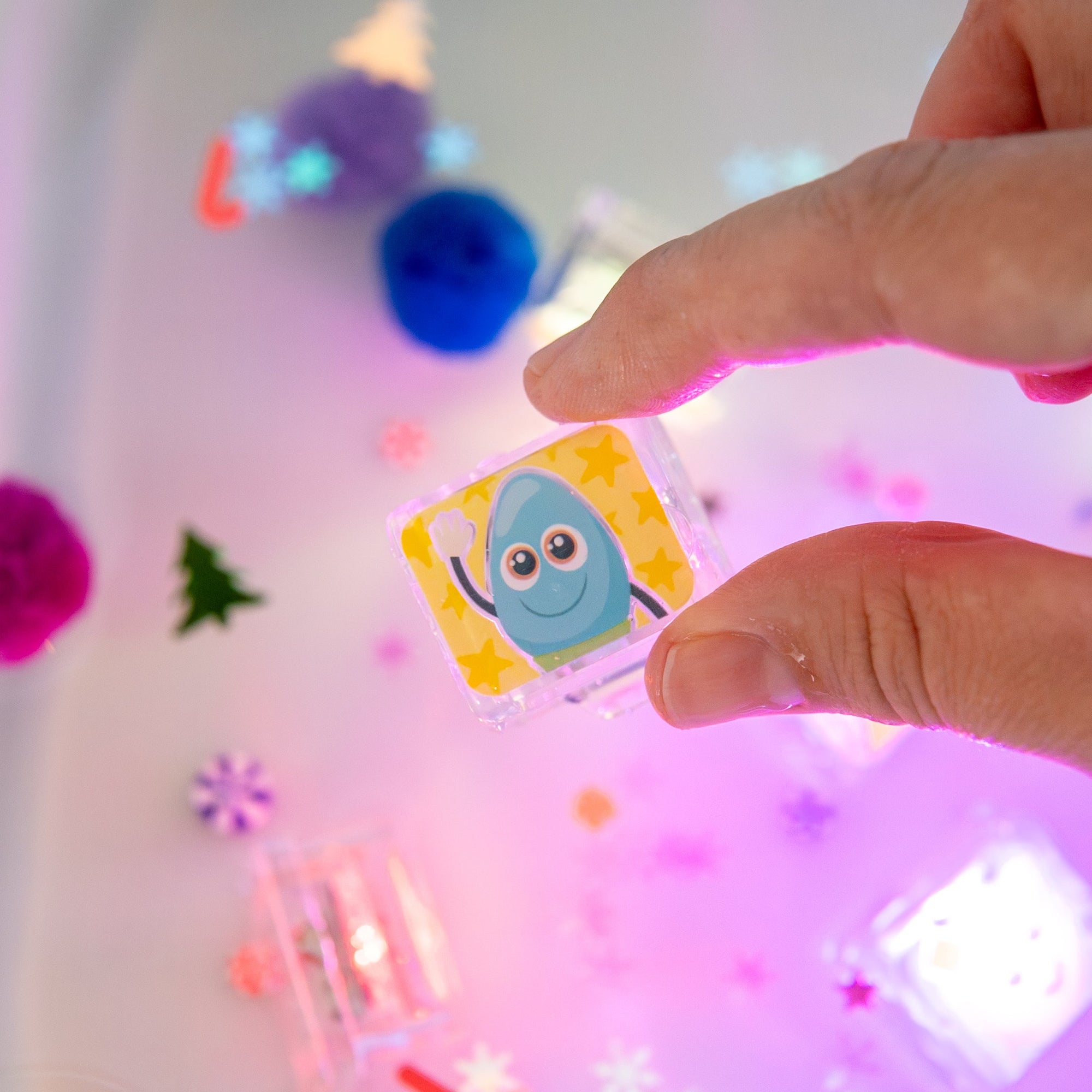 Glo Pals: 6-Pack Holiday Pals Gift Set