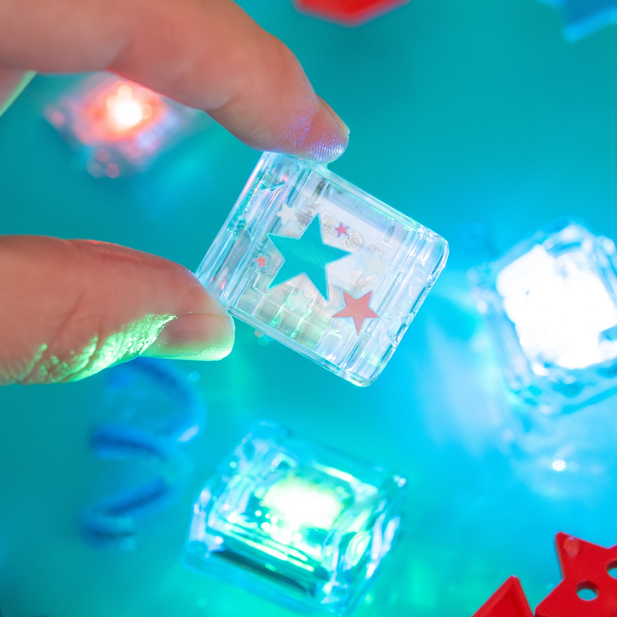 Glo Pals: 6-Pack Patriotic Gift Set