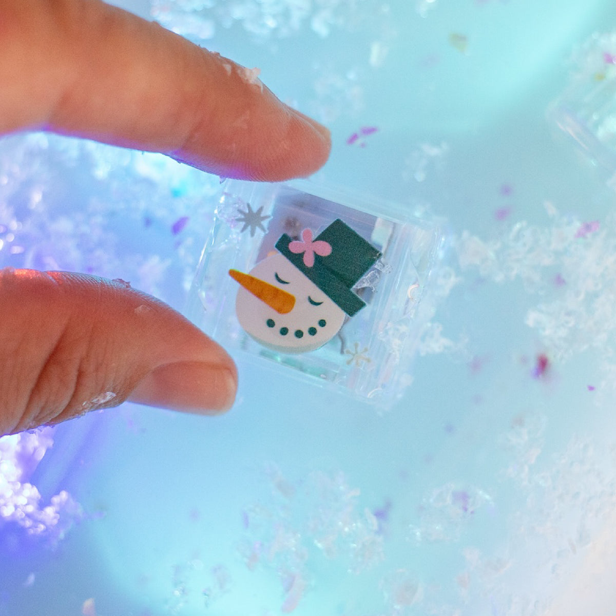 Light-Up Cubes 6-Pack, Winter