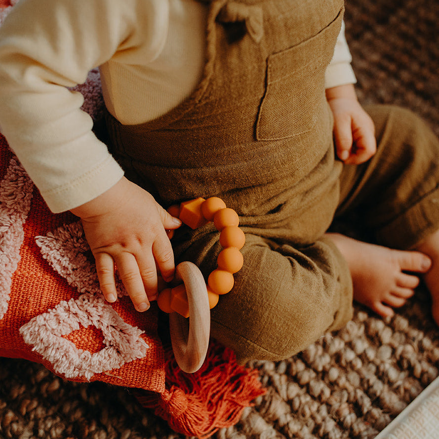 Moon Teether - Honey